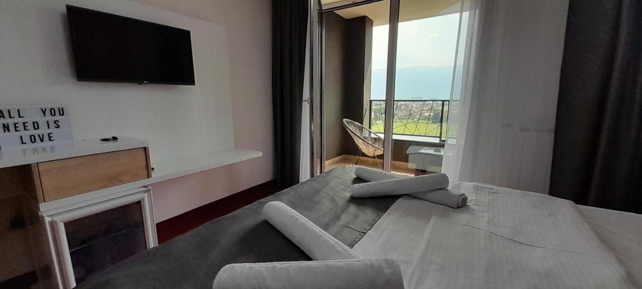 Delux Apartmani Bulevar SJJ Exterior foto