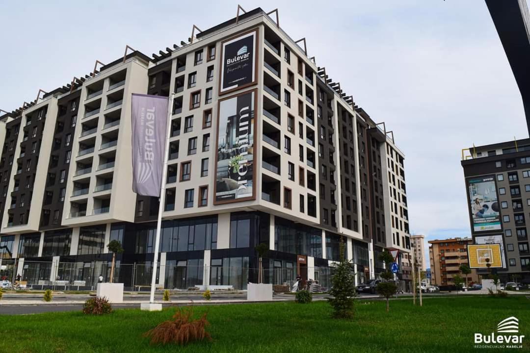 Delux Apartmani Bulevar SJJ Exterior foto